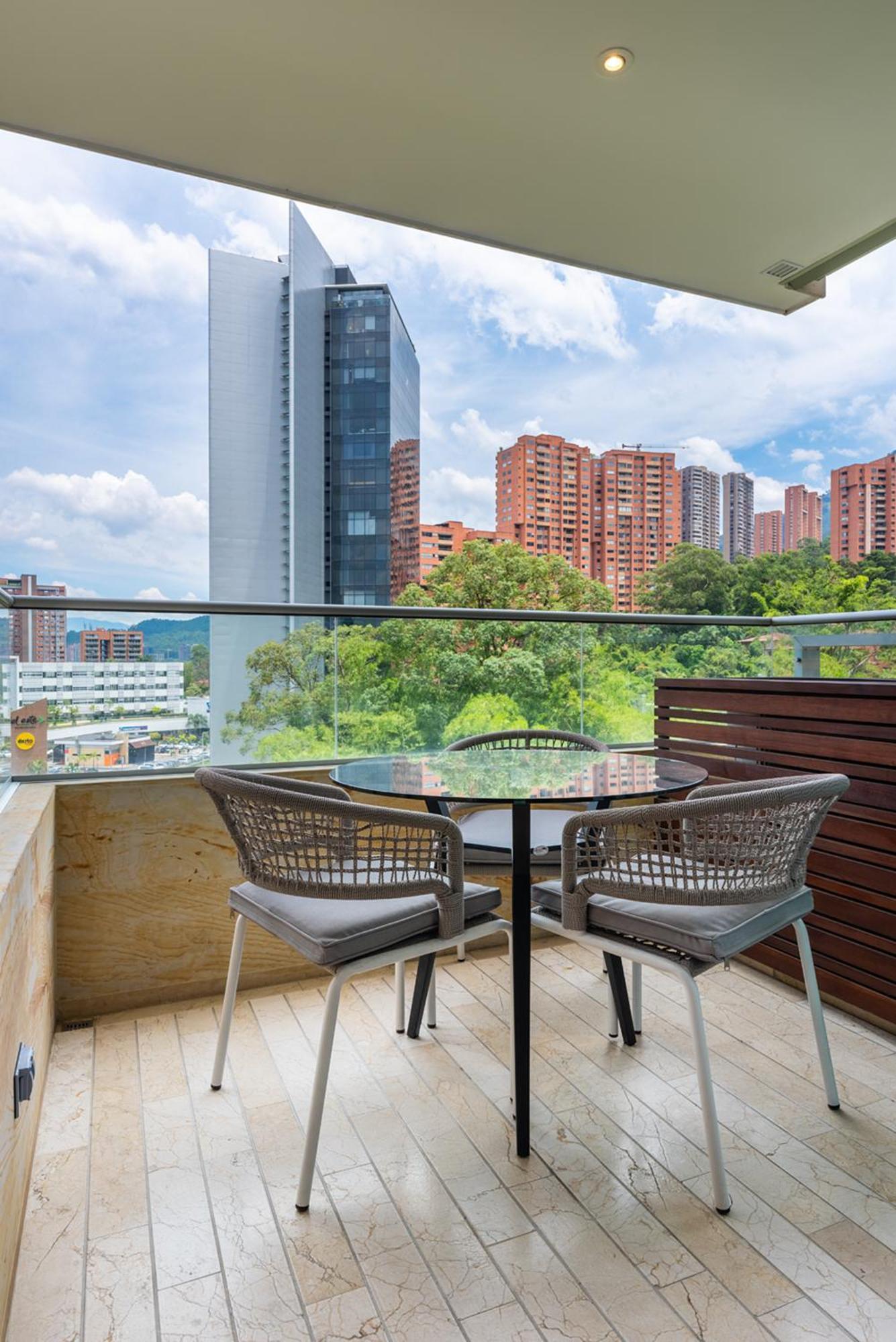 Estelar La Torre Suites Medellín Exterior foto